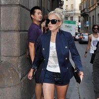 Lindsay Lohan goes on a shopping spree in Milan | Picture 86102